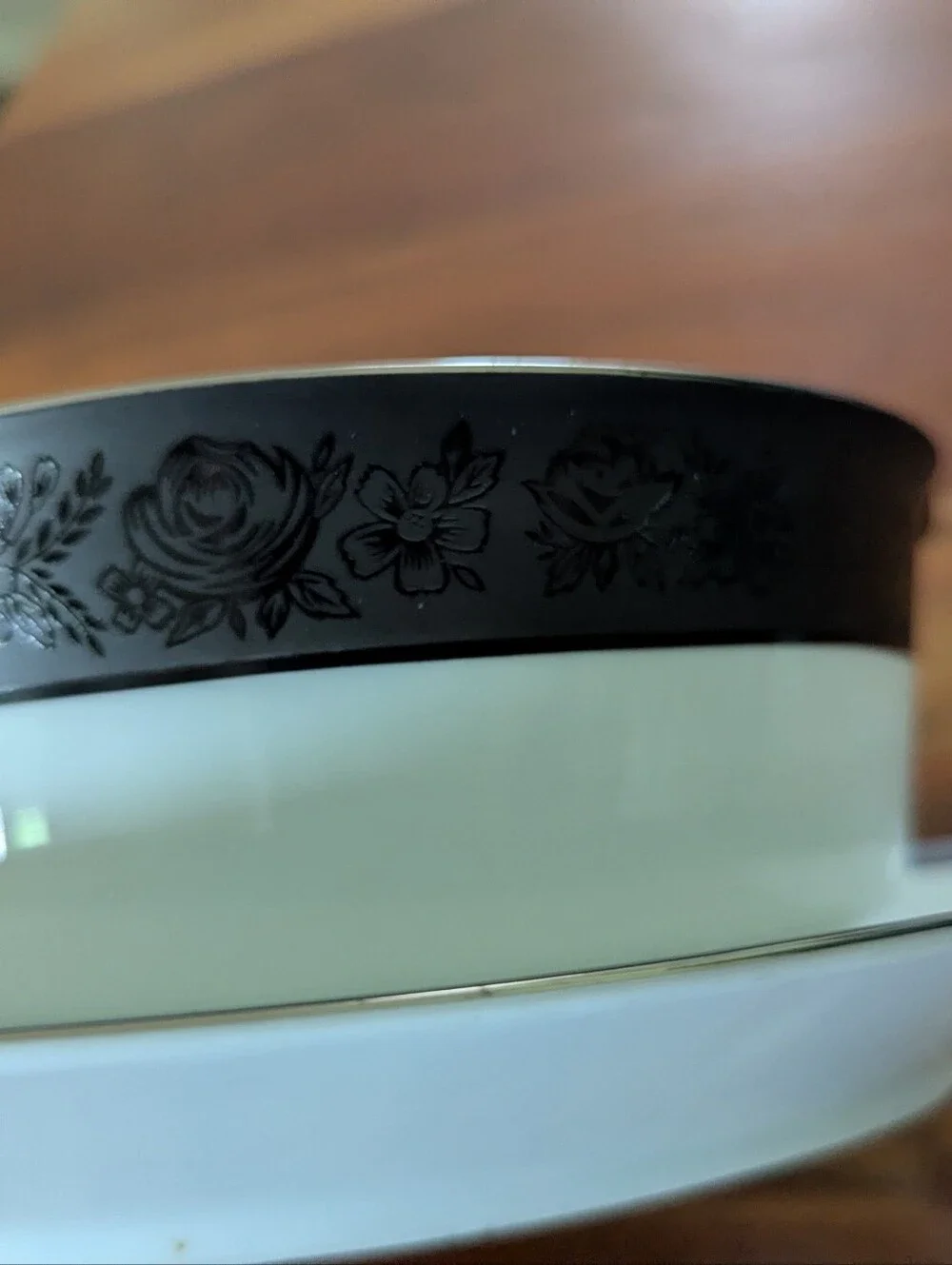 Noritake Sharon #6883 Gravy Boat Connected Plate Black Band Raised Flowers